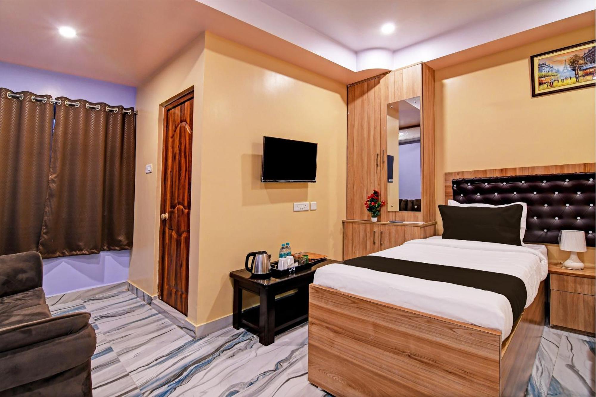 Super Collection O Mahal Hotel โกลกาตา ภายนอก รูปภาพ